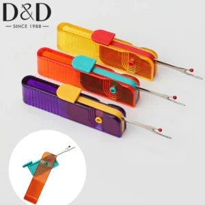 Sewing Kit: Collapsible Thread Cutter & Seam Ripper